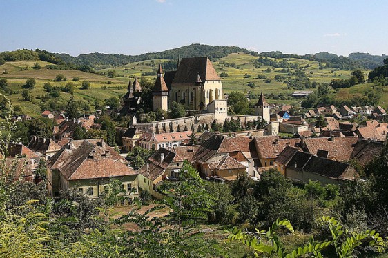 biertan-romania-village-fortified-church-flguillaumebaviere